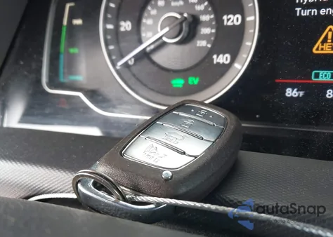 2020 Hyundai Ioniq Hybrid Blue z USA, uszkodzony, nr VIN KMHC65LC8LU239139